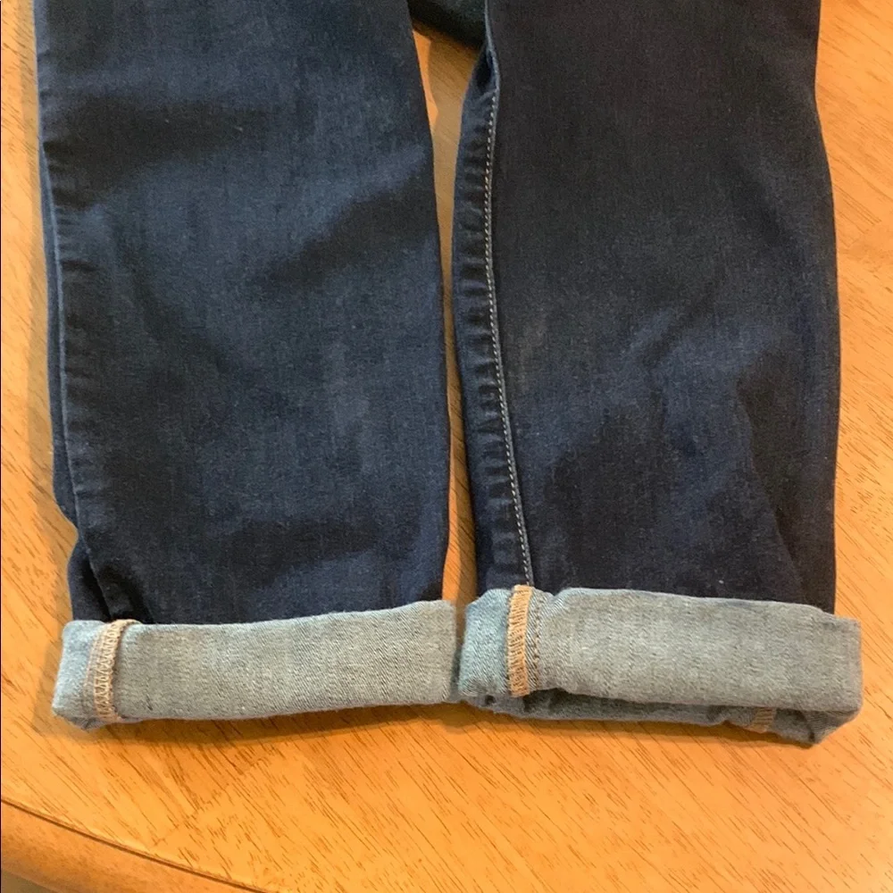 American Eagle Outfitters Blue Cropped Ankle Jeans with Faded Wash